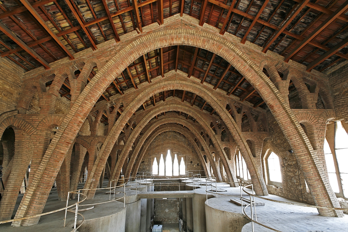 El celler cooperatiu del Pinell de Brai El celler cooperatiu del Pinell de Brai