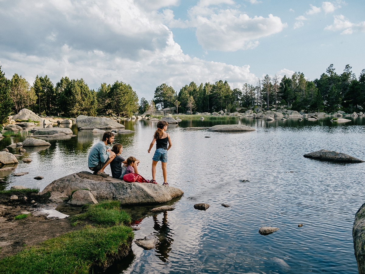 El Pirineu de Girona té uns entorns naturals magnífics, com l'estany de Malniu