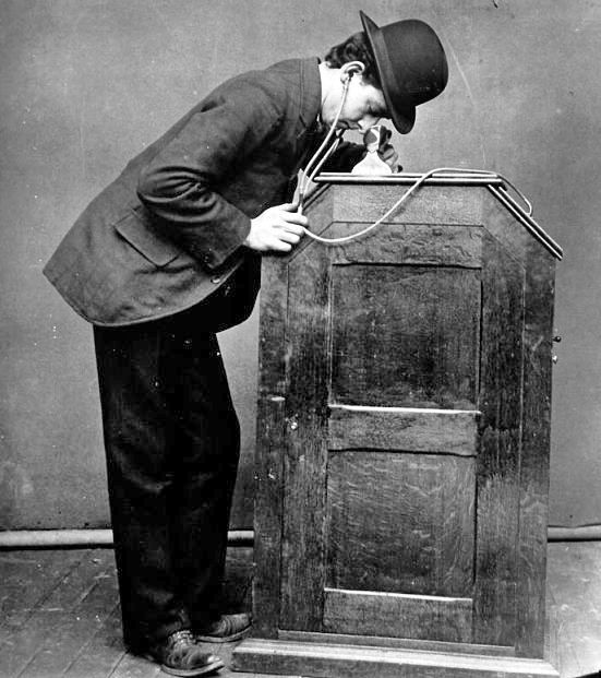 El cinetoscopi d'Edison era una bona andròmina El cinetoscopi d'Edison era una bona andròmina