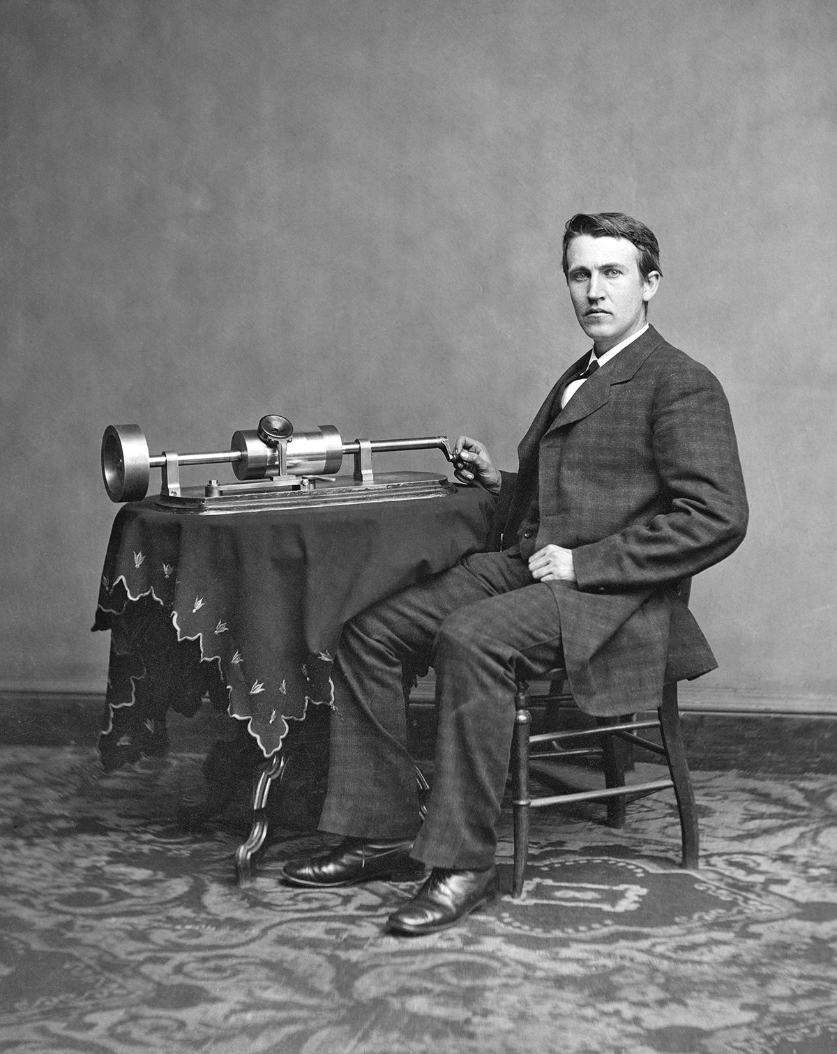 El jove Edison estava sempre capficat fent invents El jove Edison estava sempre capficat fent invents