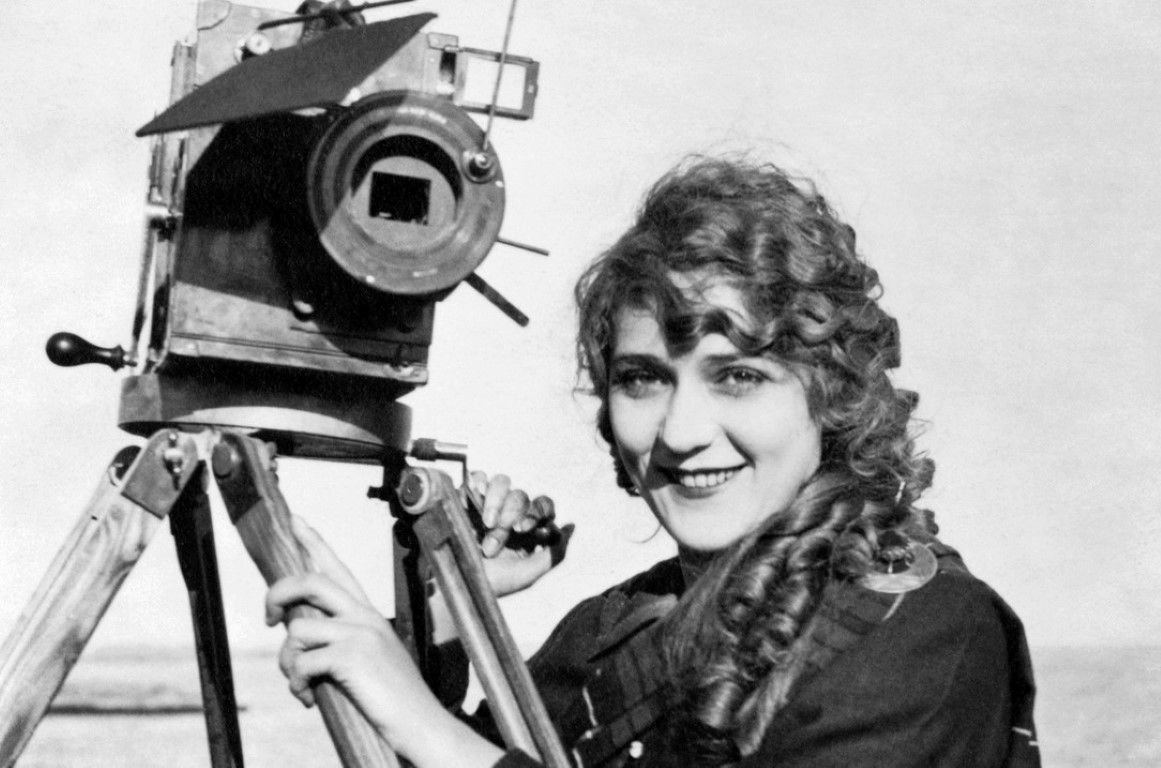 Alice Guy al peu de la càmera Alice Guy al peu de la càmera