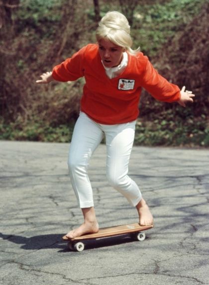Patti McGee demostra el seu equilibri Patti McGee demostra el seu equilibri